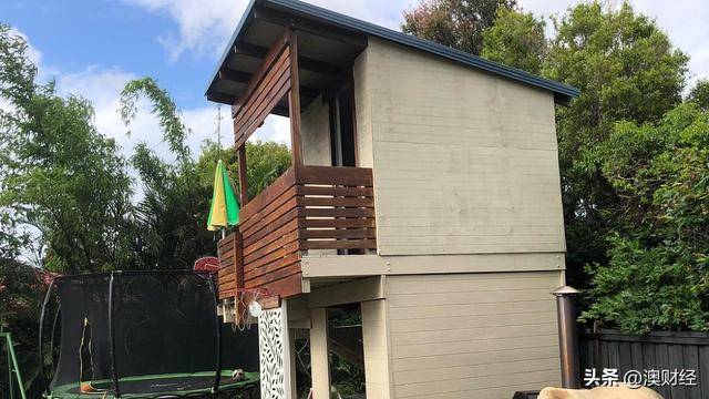 给女儿盖游戏小屋不料被重罚$74万j9九游会登录惨!澳洲男子自家后院(图3) 给女儿盖游戏小屋不料被重罚$74万j9九游会登录惨!澳洲男子自家后院(图3)